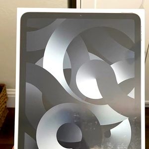 iPad Air 64GB WiFi (5th Gen)